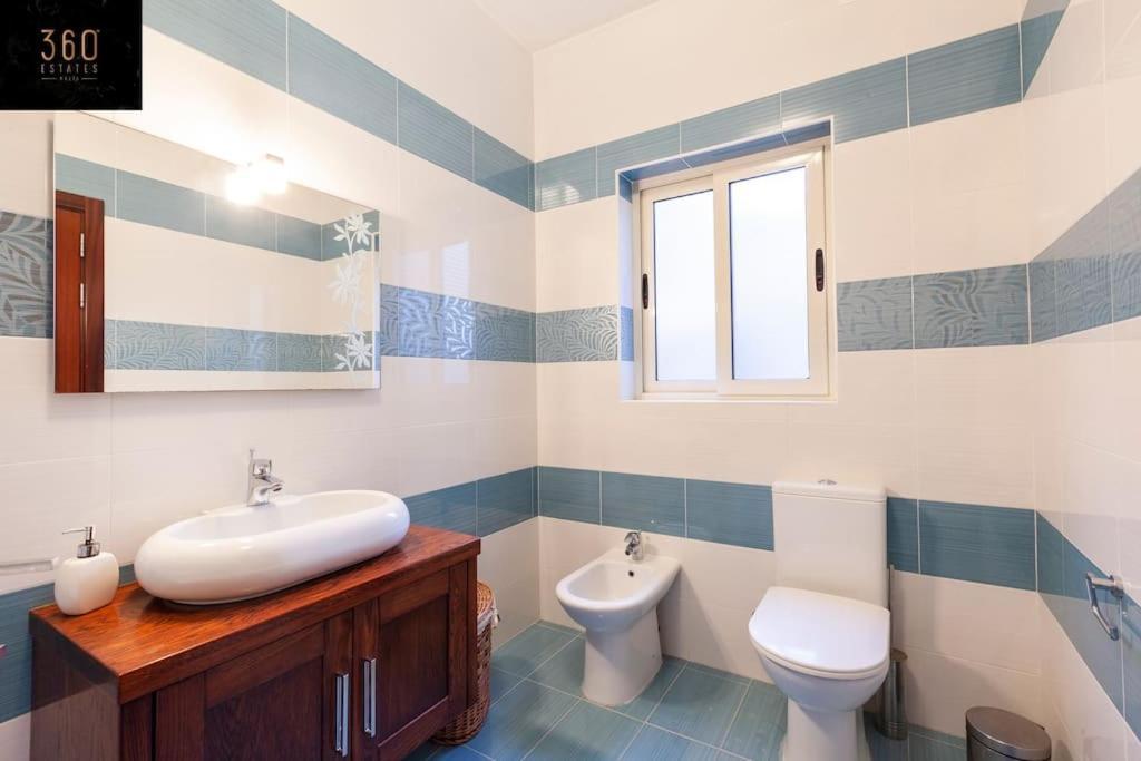 Beautiful, Typical Maltese 4Br Home With Roof Top By 360 Estates Sliema Luaran gambar