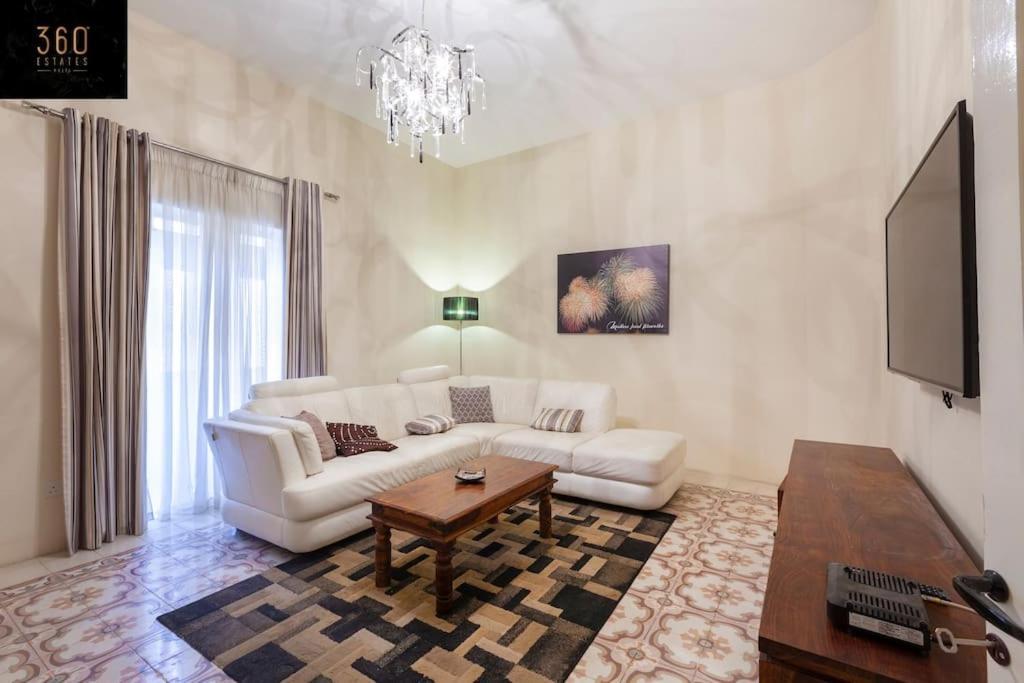 Beautiful, Typical Maltese 4Br Home With Roof Top By 360 Estates Sliema Luaran gambar